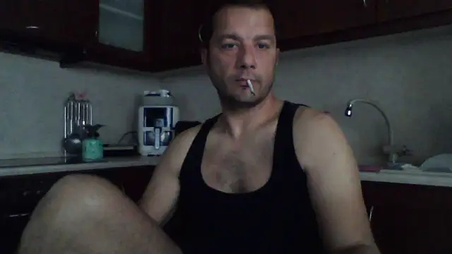 Snapshot of Billakos chatting on May 8, 7:25 am Billakos online show from May 8, 7:25 am