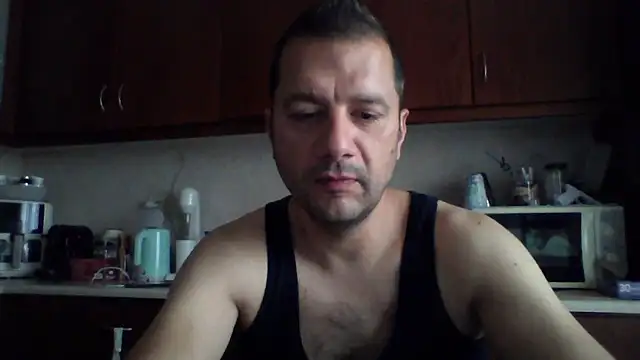 Snapshot of Billakos chatting on June 3, 7:33 am Billakos online show from June 3, 7:33 am