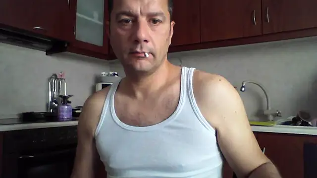 Snapshot of Billakos chatting on June 4, 7:47 am Billakos online show from June 4, 7:47 am