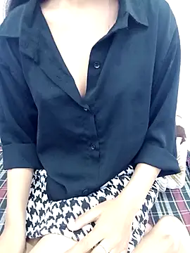 Snapshot of Triptii_0 chatting on November 30, 8:07 am Triptii 0 online show from November 30, 8:07 am