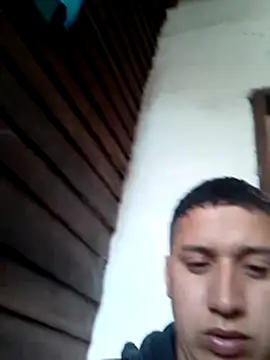 Alvarezz0202 online show from June 23, 5:11 pm