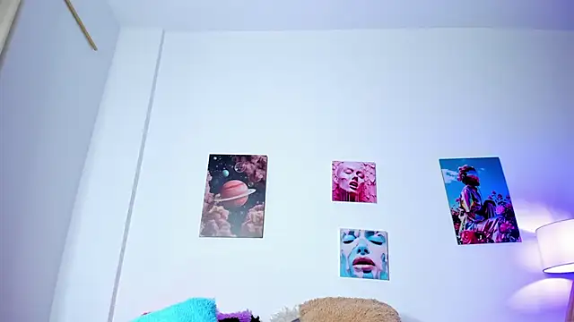 camila hott69  online show from February 27, 3:06 am