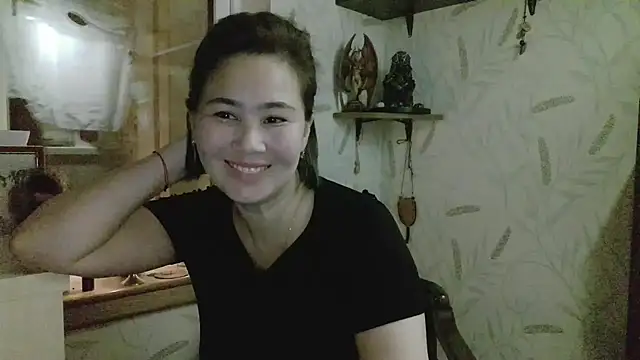 Snapshot of Nettie_Allie chatting on December 1, 8:58 pm Nettie Allie online show from December 1, 8:58 pm