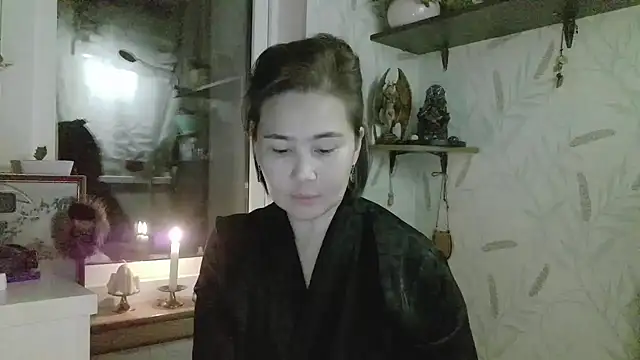 Snapshot of Nettie_Allie chatting on December 5, 7:43 pm Nettie Allie online show from December 5, 7:43 pm