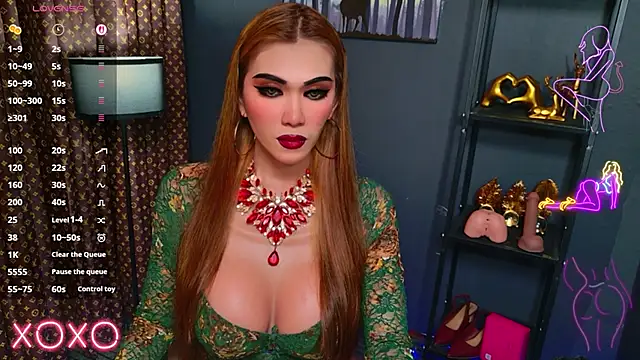 Snapshot of DevilCock_Antonia chatting on March 19, 5:17 pm DevilCock Antonia online show from March 19, 5:17 pm