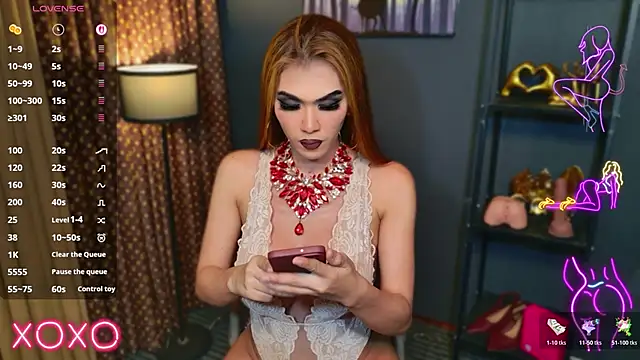 Snapshot of DevilCock_Antonia chatting on March 28, 7:13 pm DevilCock Antonia online show from March 28, 7:13 pm