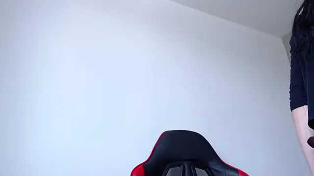 Snapshot of dearest_sabrina chatting on December 1, 3:50 pm dearest sabrina online show from December 1, 3:50 pm