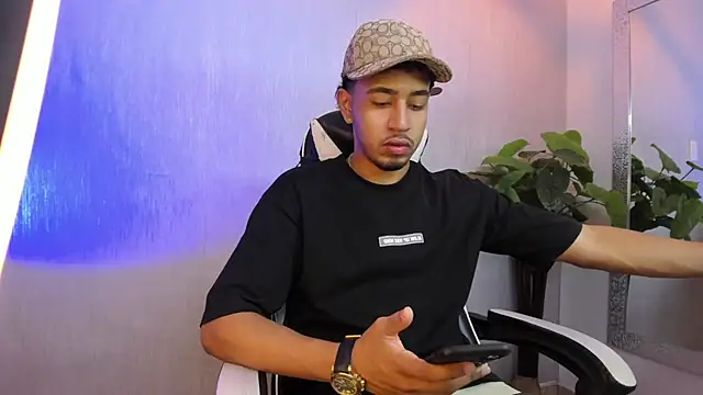 Brand Collins online show from March 13, 11:39 am