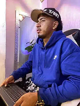 Brand Collins online show from April 28, 12:10 pm