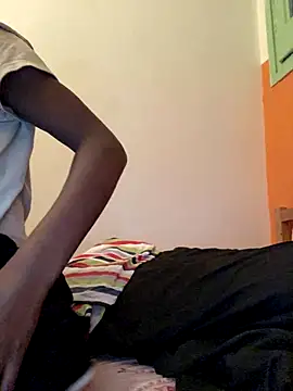 Snapshot of ___Hannah___ chatting on December 14, 9:25 am Hannah online show from December 14, 9:25 am