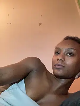 Snapshot of ___Hannah___ chatting on December 15, 1:04 pm Hannah online show from December 15, 1:04 pm