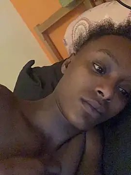 Snapshot of ___Hannah___ chatting on December 16, 5:56 am Hannah online show from December 16, 5:56 am