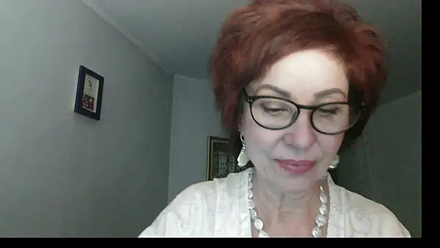 Kelly Flurr online show from December 19, 6:53 am