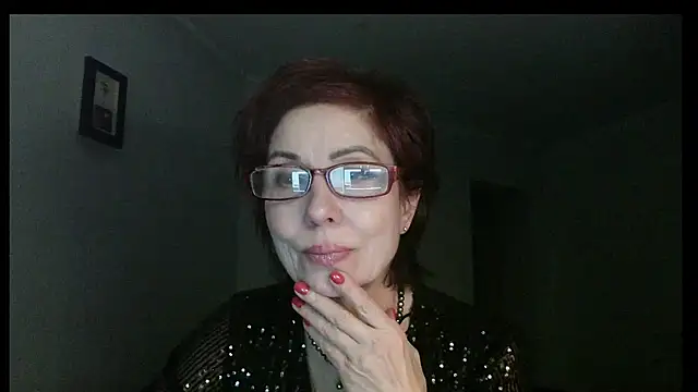 Kelly Flurr online show from January 11, 2:33 pm
