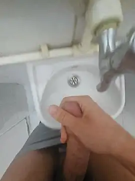 Snapshot of volkan108 chatting on November 26, 9:05 pm volkan108 online show from November 26, 9:05 pm