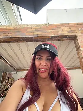 Snapshot of IsaSantoDomingo chatting on December 3, 2:37 pm IsaSantoDomingo online show from December 3, 2:37 pm