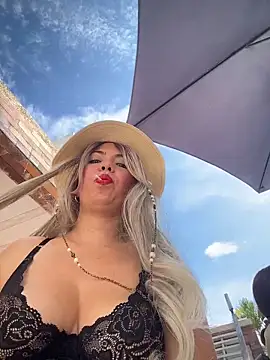 Snapshot of IsaSantoDomingo chatting on December 4, 2:26 pm IsaSantoDomingo online show from December 4, 2:26 pm