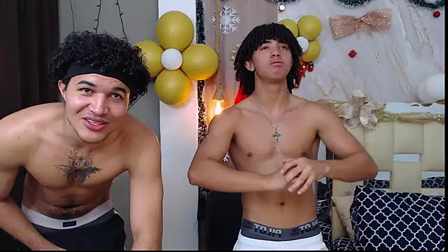 Snapshot of kim_curlyy chatting on November 26, 5:58 pm kim curlyy online show from November 26, 5:58 pm