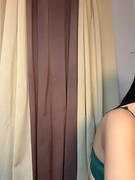 Snapshot of Diannellove chatting on July 11, 4:32 pm Diannellove online show from July 11, 4:32 pm
