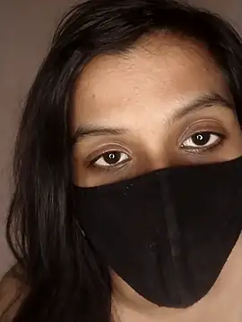 Snapshot of your-Mia07 chatting on December 5, 4:25 pm your-Mia07 online show from December 5, 4:25 pm