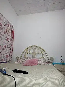 Snapshot of Im_Kloe chatting on November 28, 10:45 pm Im Kloe online show from November 28, 10:45 pm