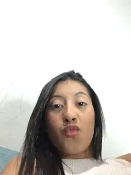 Snapshot of casalnovo8 chatting on July 24, 4:43 am casalnovo8 online show from July 24, 4:43 am