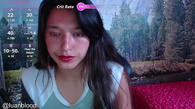 Snapshot of luanablood chatting on December 17, 8:26 pm luanablood online show from December 17, 8:26 pm