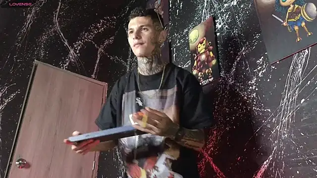 Paulo 527 online show from December 17, 5:35 am