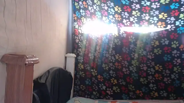 Snapshot of ELIZABET2- chatting on May 5, 9:56 pm ELIZABET2- online show from May 5, 9:56 pm