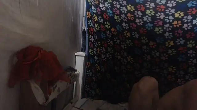Snapshot of ELIZABET2- chatting on May 28, 1:52 pm ELIZABET2- online show from May 28, 1:52 pm