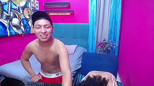 Snapshot of twinks_fuck chatting on December 15, 10:25 pm twinks fuck online show from December 15, 10:25 pm