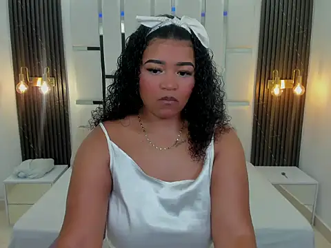 Snapshot of _stormy_kox chatting on December 3, 3:25 am stormy kox online show from December 3, 3:25 am