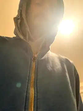 Snapshot of showaginge chatting on November 29, 11:41 pm showaginge online show from November 29, 11:41 pm