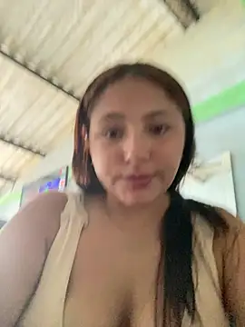 Snapshot of Emily_milk_1 chatting on July 12, 7:27 pm Emily milk 1 online show from July 12, 7:27 pm