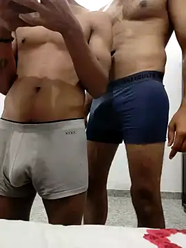 Snapshot of Amit22122 chatting on November 30, 3:27 pm Amit22122 online show from November 30, 3:27 pm