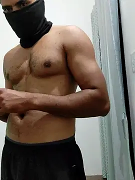 Snapshot of Amit22122 chatting on December 1, 4:17 am Amit22122 online show from December 1, 4:17 am