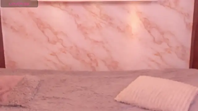 Snapshot of Dakota_ferreti_ chatting on February 11, 9:03 am Dakota ferreti online show from February 11, 9:03 am