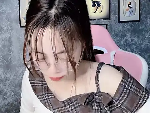 Aria5999 online show from December 13, 9:09 pm