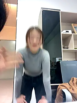 Snapshot of DMG-41 chatting on December 5, 8:34 am DMG-41 online show from December 5, 8:34 am