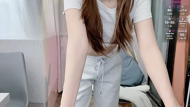 Snapshot of Fortune-PZ chatting on November 29, 2:14 am Fortune-PZ online show from November 29, 2:14 am