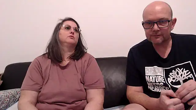 bea french curvy online show from February 8, 9:29 pm