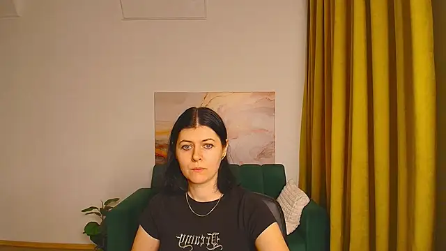 Snapshot of MelisaGollden chatting on November 29, 6:49 am MelisaGollden online show from November 29, 6:49 am