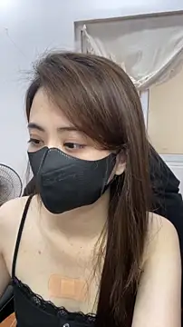 Lunamoon68 online show from April 12, 5:45 am