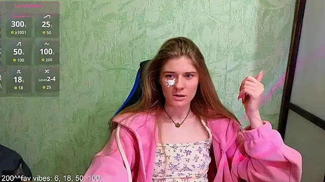 Snapshot of Adell_Love chatting on December 3, 5:00 pm Adell Love online show from December 3, 5:00 pm