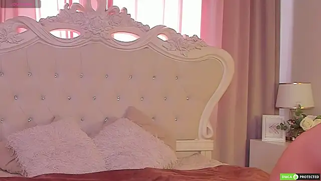 Snapshot of StellaGregory chatting on June 3, 3:31 am StellaGregory online show from June 3, 3:31 am