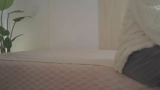 kyono-iyashi online show from February 4, 2:45 pm