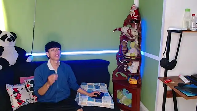 Snapshot of murb_xxx chatting on December 2, 12:21 pm murb xxx online show from December 2, 12:21 pm