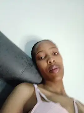 Snapshot of MsParisSmith chatting on December 15, 6:34 pm MsParisSmith online show from December 15, 6:34 pm