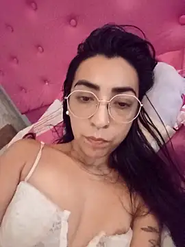 Yani-14 online show from February 8, 9:40 pm