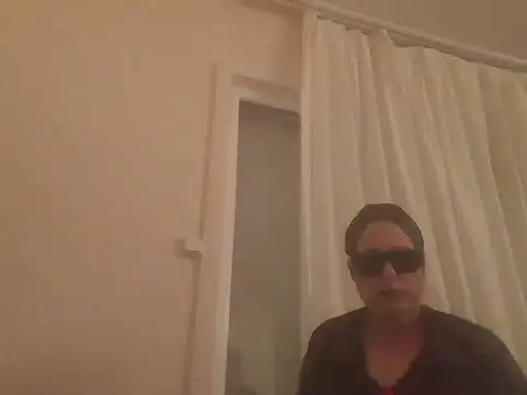 Snapshot of seksialev chatting on November 27, 8:33 pm seksialev online show from November 27, 8:33 pm